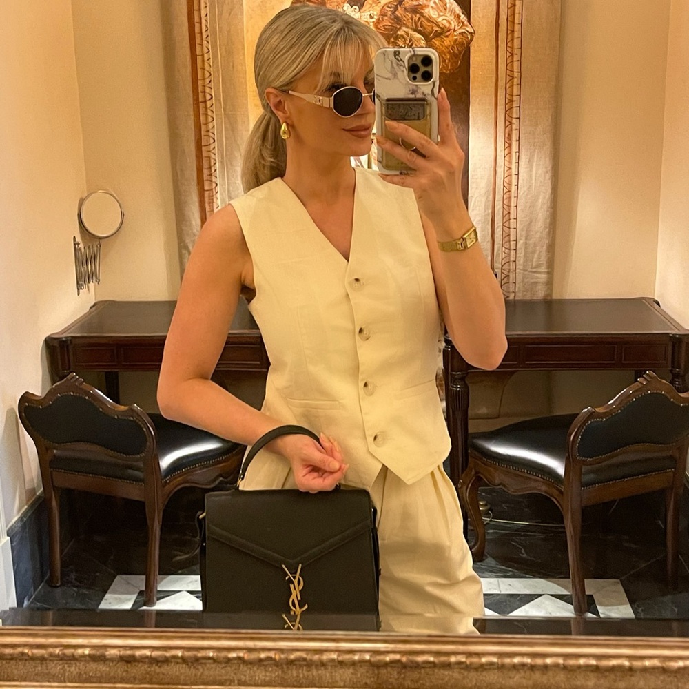 Ivory linen vest short set - Picture 4 of 4